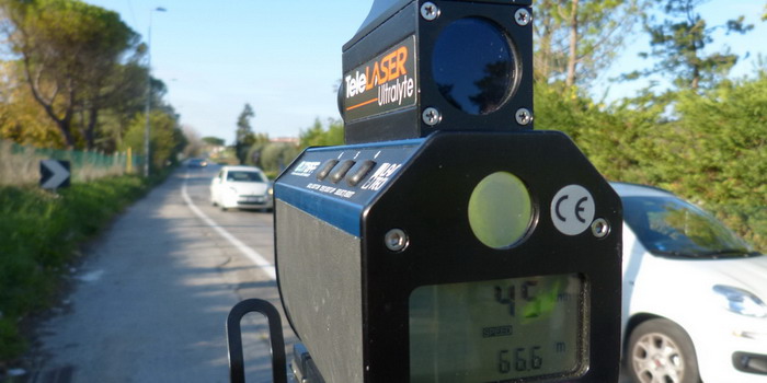 Controlli della velocità con Telelaser della polizia locale a dicembre