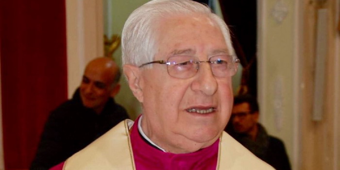 Celebrati i funerali di don Angelo Strada, indimenticato parroco per 11 anni a Santa Croce