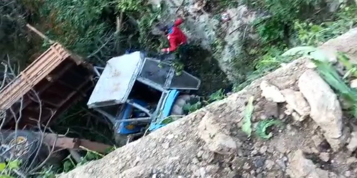 VIDEO Finisce nella scarpata un trattore a Ispica: 63enne portato a Catania in elisoccorso