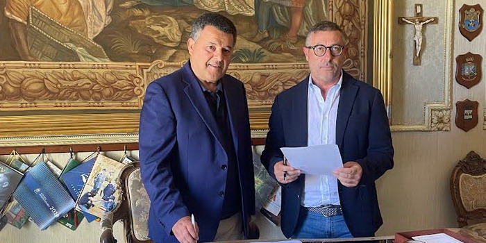 Il giuramento del nuovo vice sindaco di Scicli Giuseppe Causarano e il rimpasto in giunta
