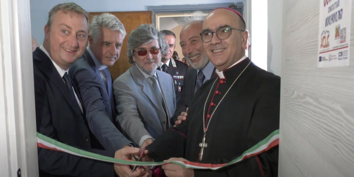 Lotta all’usura e agli strozzini: inaugurata la nuova sede di via Roma a Ragusa dell’associazione antiracket nei locali della Diocesi