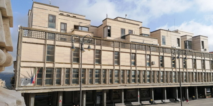 Un centro commerciale per il settore moda, abbigliamento e artigianato: progetto di riqualificazione del Palazzo Ina a Ragusa