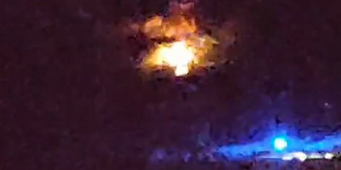 VIDEO Festa di San Giorgio con… incendio a Modica. I fuochi d’artificio causano fiamme nella collina dell’Idria
