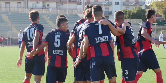 Il Modica Calcio espugna 3-4 il “Valentino Mazzola” al termine di un pirotecnico match ricco di gol