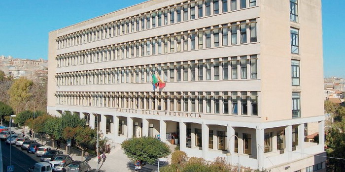 Elezione diretta delle “risorte” province regionali: forse si voterà in primavera anche nel Ragusano. Si decide entro metà novembre