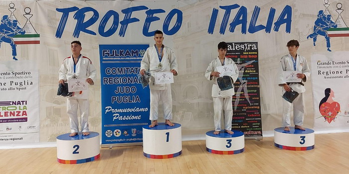 La Judo Club Ushijima di Pozzallo al Trofeo Italia Esordienti B di Taranto: medaglia d’oro a Marco Samuele Di Filippo