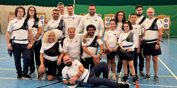 Sfida all’ultima freccia a Ragusa per salire sul gradino più alto del podio del XIV Torneo Ragusa Città Barocca per festeggiare il 40° anno della Asd Compagnia Arcieri Iblea