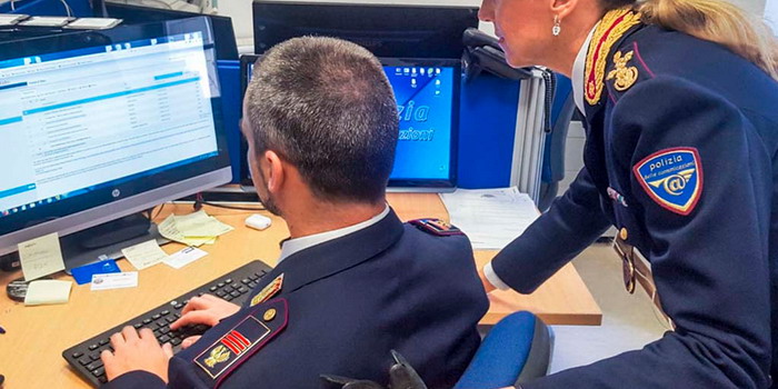 Incontri sessuali a pagamento con minorenni: un arresto nel Catanese e un indagato in provincia di Ragusa. Perquisizioni informatiche per prostituzione minorile