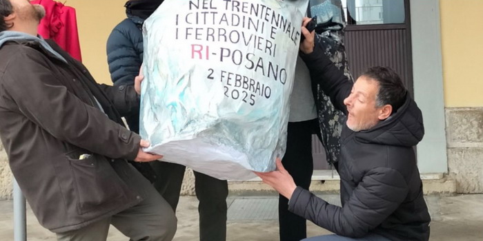 La metropolitana di superficie non ancora realizzata a Ragusa: sit-in di protesta. Ci hanno messo una pietra sopra!