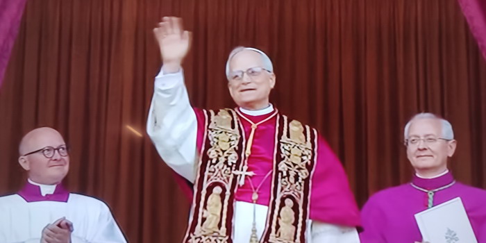 “La pace sia con tutti voi”: l’americano Robert Francis Prevost è il nuovo Papa, con il nome di Leone XIV. E’ il 267° della storia della Chiesa
