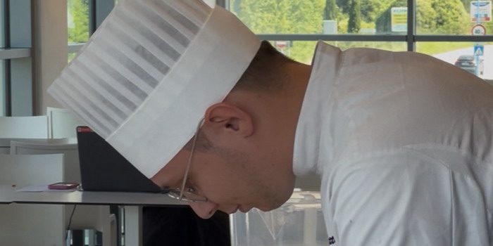Il pandoro “Arùci” agli agrumi con crema di mandorla del 25enne Alessio Battaglia, tra i 10 finalisti del concorso nazionale Bauli