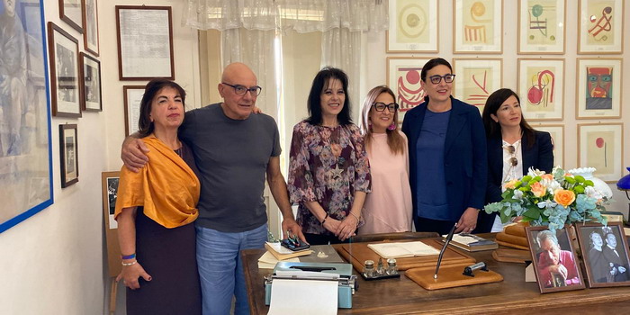 Nel ricordo di Salvatore Quasimodo e del figlio Alessandro, un omaggio nella casa natale del Nobel a Modica