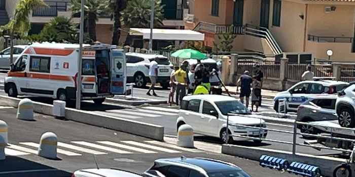 Pedone investito da un’auto a Marina di Ragusa. Per i consiglieri Bennardo e Caruso “Sono fondamentali gli attraversamenti sicuri”