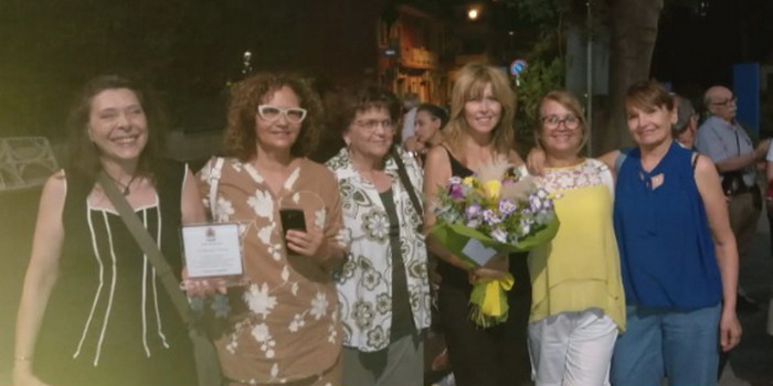 L'attrice iblea Loredana Cannata è tornata nella sua piccola Giarratana dopo l'incidente all'Isola dei Famosi
