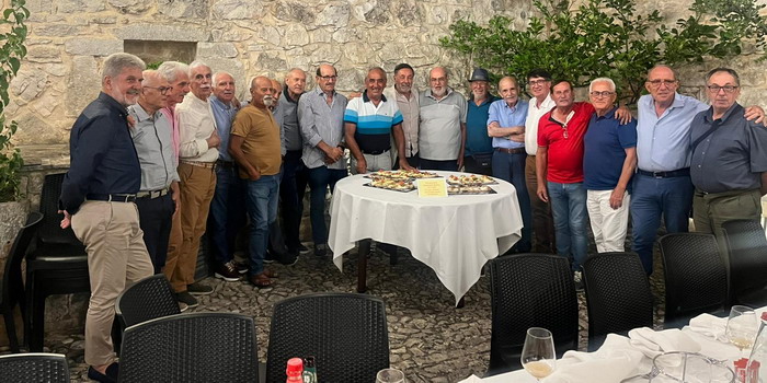 I “ragazzi” della 5a B dell’Itc Archimede di Modica si sono ritrovati ancora dopo 52 anni