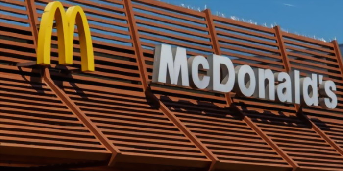 Il McDonald’s apre al porto turistico di Marina di Ragusa e offre decine di posti di lavoro part time e full time. Dove inviare i curriculum