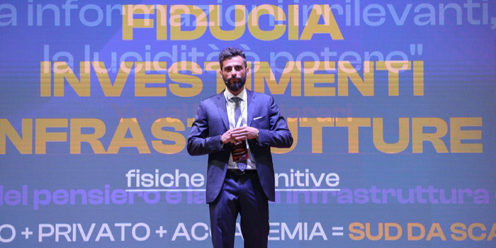 Ogni anno 7.000 laureati lasciano la Sicilia. Tasso di occupazione dell’85,7% registrato dall’università di Palermo: il Mezzogiorno è Ok Ogni anno 7.000 laureati lasciano la Sicilia. Tasso di occupazione dell’85,7% registrato dall’università di Palermo: il Mezzogiorno è Ok