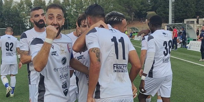 Savasta e Asero firmano il tris di reti del Modica Calcio sul campo del Melilli. Il Vittoria stende la Leonzio 2 a 0