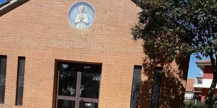 Rischiava di scomparire la chiesa di San Giovanni Maria Vianney a Puntarazzi: ora è stato finanziato il progetto di riqualificazione Rischiava di scomparire la chiesa di San Giovanni Maria Vianney a Puntarazzi: ora è stato finanziato il progetto di riqualificazione