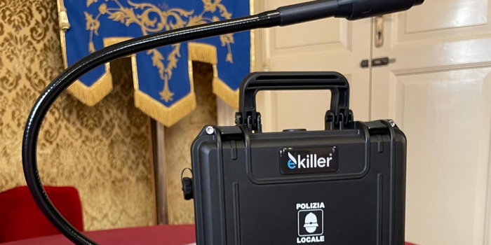 Attivate a Vittoria 8 nuove foto trappole intelligenti “E killer” contro gli sporcaccioni che lasciano i rifiuti in strada Attivate a Vittoria 8 nuove foto trappole intelligenti “E killer” contro gli sporcaccioni che lasciano i rifiuti in strada