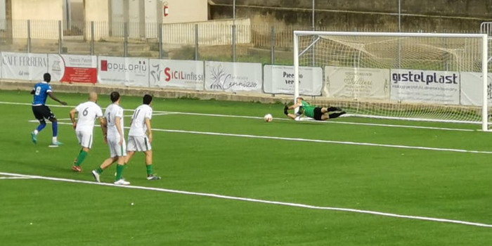 Con una prestazione sontuosa il Santa Croce Soccer supera nettamente il Pro Ragusa e svetta in classifica