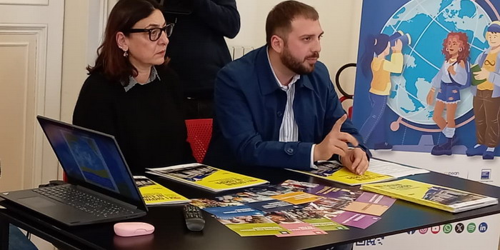 Modica investe sulle nuove generazioni con lo sportello InfoGiovani e il Punto Locale Eurodesk per tutta la provincia. Servizi attivi