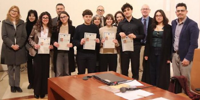 Un grande successo la XV edizione del Certamen Mutycense che ha visto sfidarsi 100 studenti provenienti da 14 scuole di tutta Italia