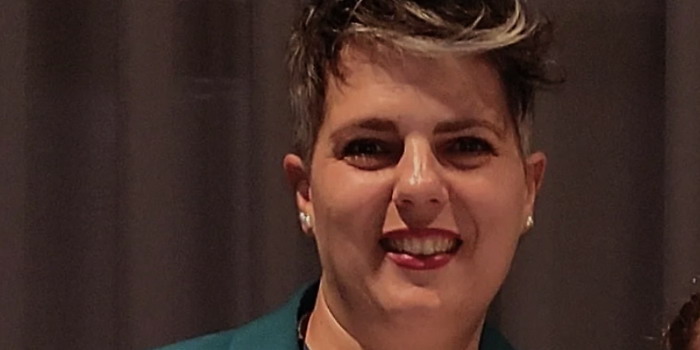 Muore a Modica a soli 41 anni Marta Pediglieri: lascia il marito e 3 figlie. La comunità attonita, i funerali nella chiesa del Sacro Cuore Muore a Modica a soli 41 anni Marta Pediglieri: lascia il marito e 3 figlie. La comunità attonita, i funerali nella chiesa del Sacro Cuore