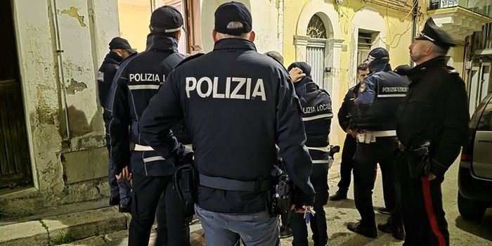 Operazione interforze nel Ragusano di polizia, carabinieri e guardia di finanza: quasi mille soggetti identificati e 500 veicoli controllati