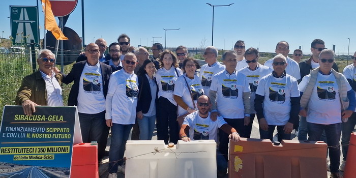 Autostrada Siracusa Gela: sit-in di protesta contro lo 