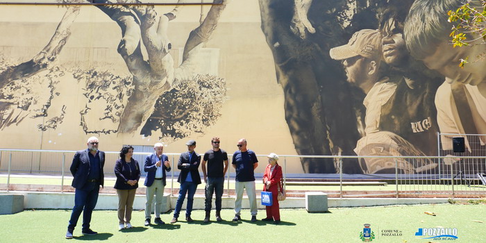 A Pozzallo l'opera dell'artista australiano Van Helten nel segno del Sindaco Santo La Pira
