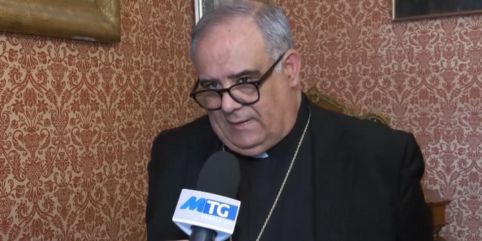Il Vescovo di Noto Rumeo: 