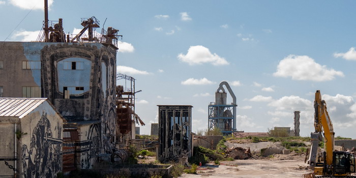 Il Pd accusa: “La memoria industriale di Ragusa cancellata con la demolizione dell’ex fabbrica Ancione per far posto a un supermercato”