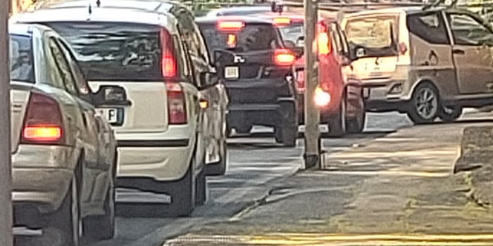 Tamponamento a catena nei pressi del ponte Guerrieri a Modica e code di veicoli in via Nazionale per un incidente con una minicar