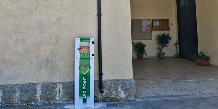 Contrade cardioprotette: installato a San Giacomo il primo defibrillatore del programma del comune di Ragusa