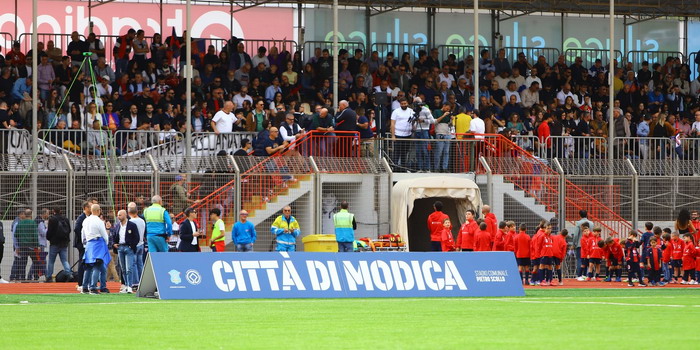 Lo stadio Pietro Scollo a Modica verso il completamento, in vista del campionato di Serie D, dopo un’attesa durata oltre 20 anni