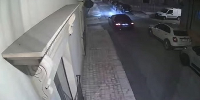 VIDEO Tre colpi d’arma da fuoco sono stati esplosi da ignoti a bordo di un'auto contro la casa dell'assessore Cesare Campailla a Vittoria
