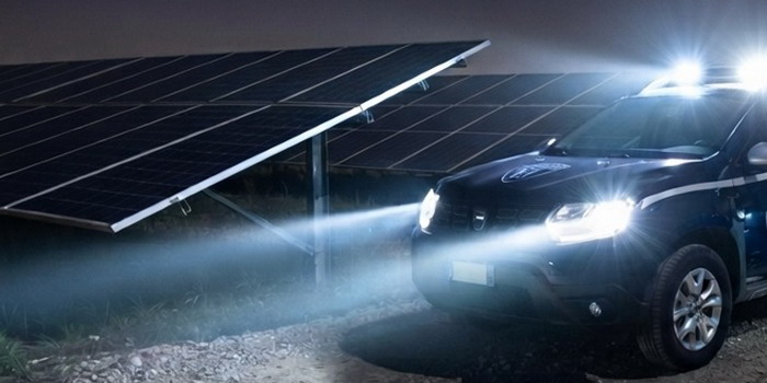 Escalation di tentati furti nei parchi fotovoltaici del Ragusano: a monte i piani dei ladri che si sono coperti la fuga lanciando grosse pietre