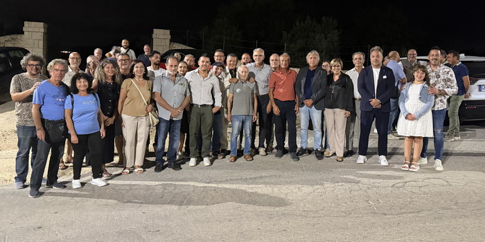 Donnalucata: si sono accese le luci sulla Spinazza Piano Grande grazie all’emendamento di 170.000 euro dell’on. Abbate